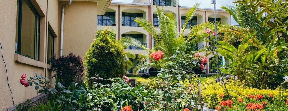 Gorillas Volcanoes Hotel Ruhengeri Exterior photo